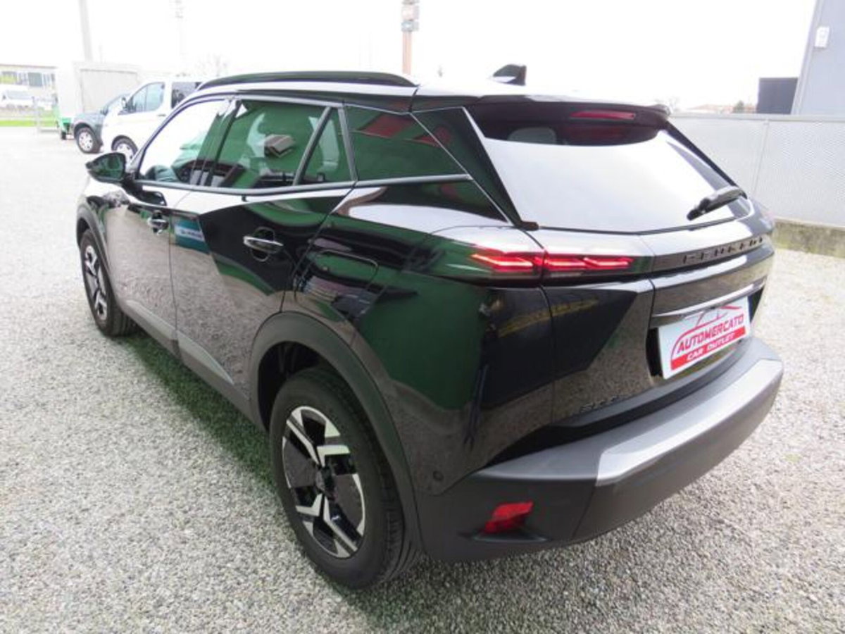 Peugeot 2008 PureTech 100 S&S Allure (8)