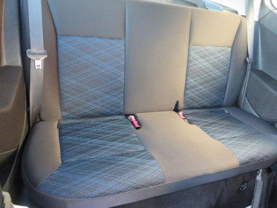 Renault Clio 1.2 16V 65CV 3 porte 4U Pack (16)