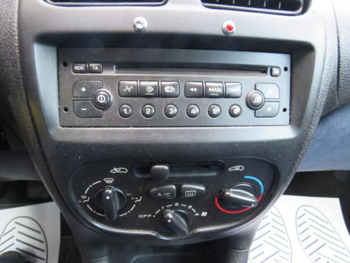 Peugeot 206 HDi 5p. XT (15)