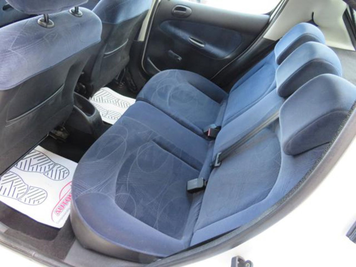 Peugeot 206 HDi 5p. XT (18)