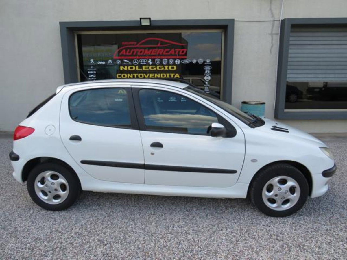 Peugeot 206 HDi 5p. XT (4)