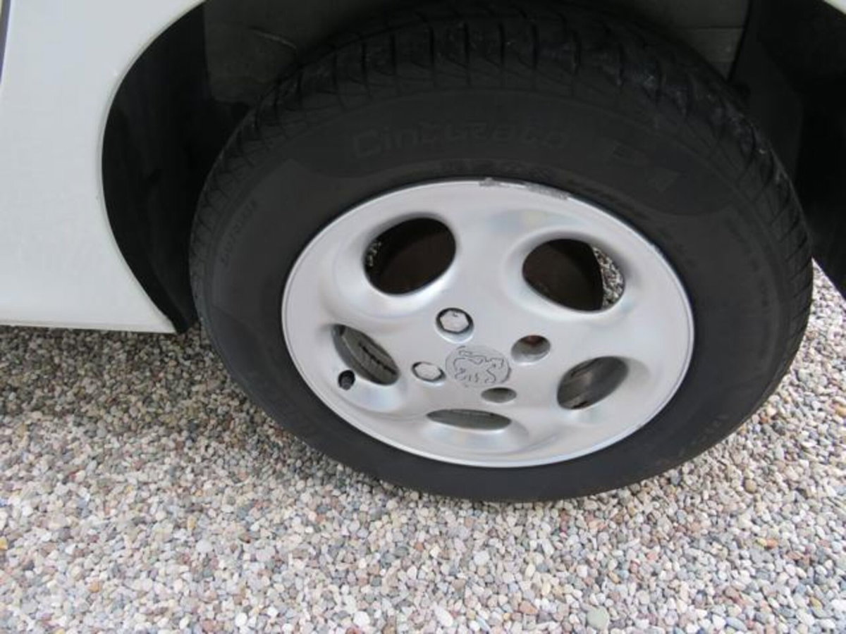Peugeot 206 HDi 5p. XT (9)