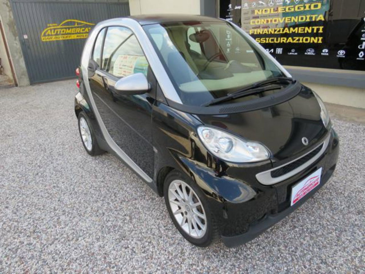 smart Fortwo 1000 52 kW MHD coupé passion (18)