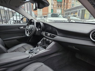 Alfa Romeo Giulia 2.2 Turbodiesel 160 CV AT8 Executive (10)