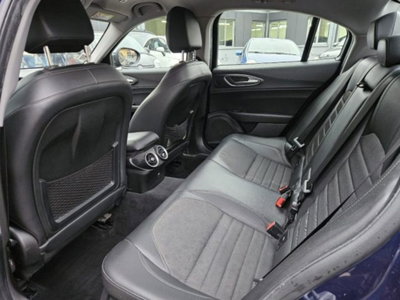 Alfa Romeo Giulia 2.2 Turbodiesel 160 CV AT8 Executive (11)