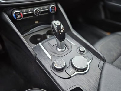 Alfa Romeo Giulia 2.2 Turbodiesel 160 CV AT8 Executive (12)