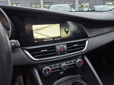 Alfa Romeo Giulia 2.2 Turbodiesel 160 CV AT8 Executive (14)
