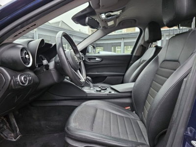 Alfa Romeo Giulia 2.2 Turbodiesel 160 CV AT8 Executive (8)