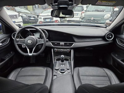 Alfa Romeo Giulia 2.2 Turbodiesel 160 CV AT8 Executive (9)