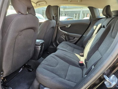 Volvo V40 D2 Geartronic Momentum (11)