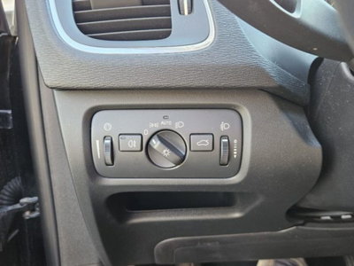 Volvo V40 D2 Geartronic Momentum (14)