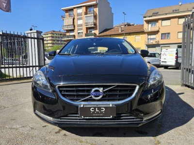 Volvo V40 D2 Geartronic Momentum (2)