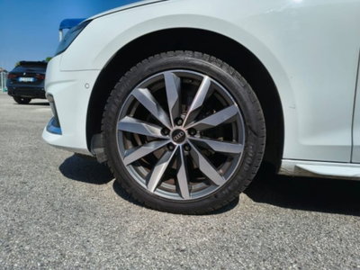 Audi A4 Avant 35 TDI/163 CV S tronic Business Advanced (10)