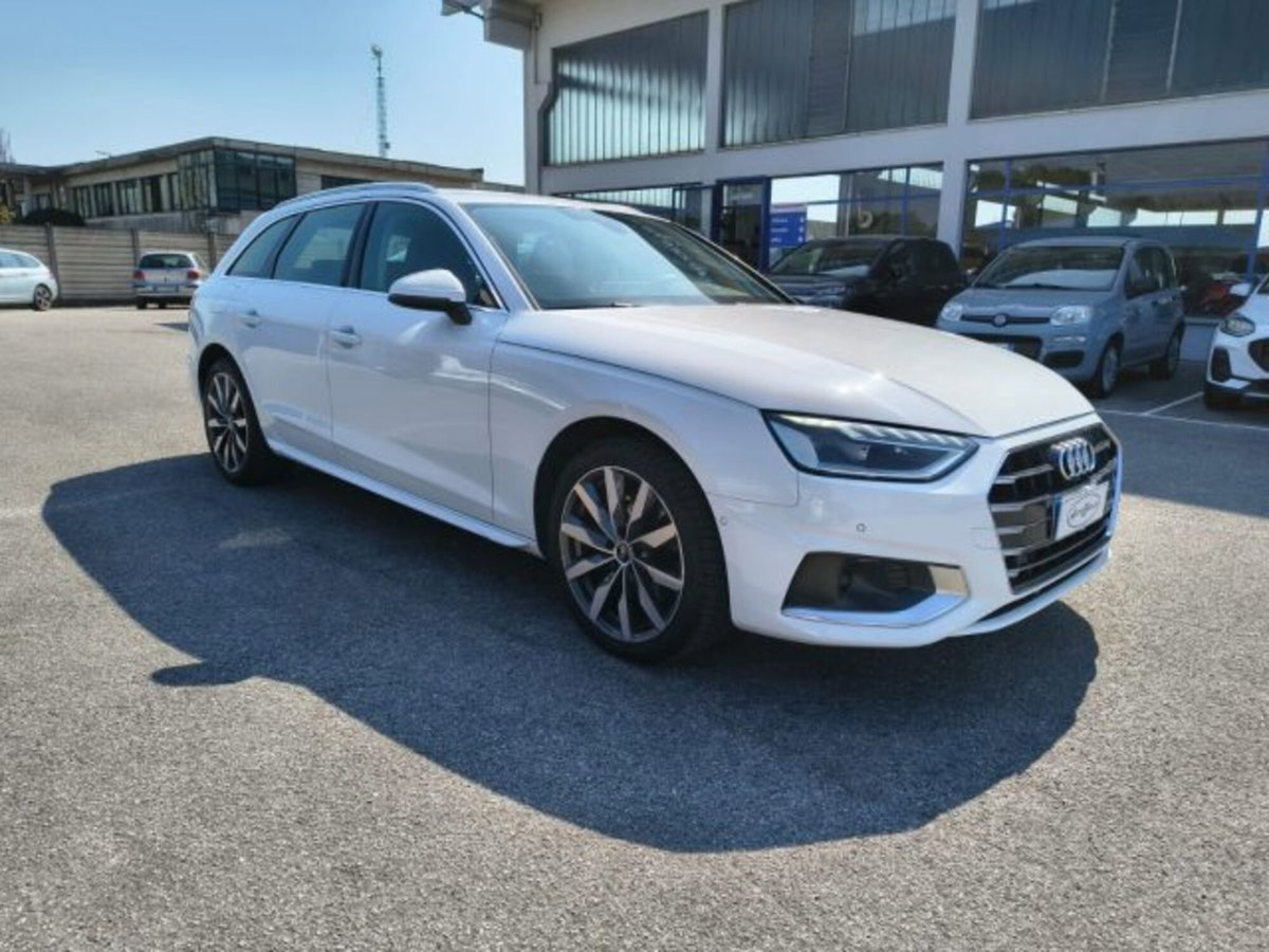 Audi A4 Avant 35 TDI/163 CV S tronic Business Advanced (3)
