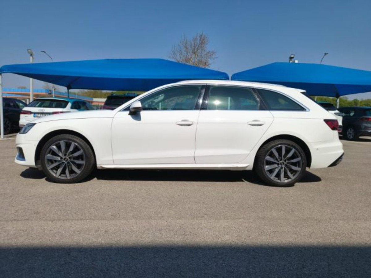 Audi A4 Avant 35 TDI/163 CV S tronic Business Advanced (7)