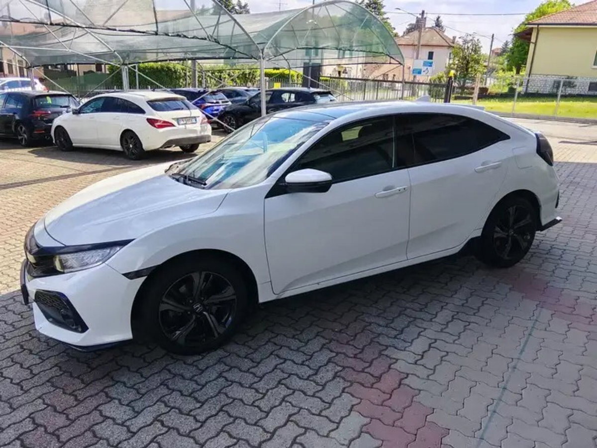 Honda Civic 1.5T 5 porte Sport (4)