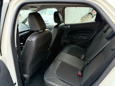 Ford EcoSport 1.5 110 CV Titanium (11)