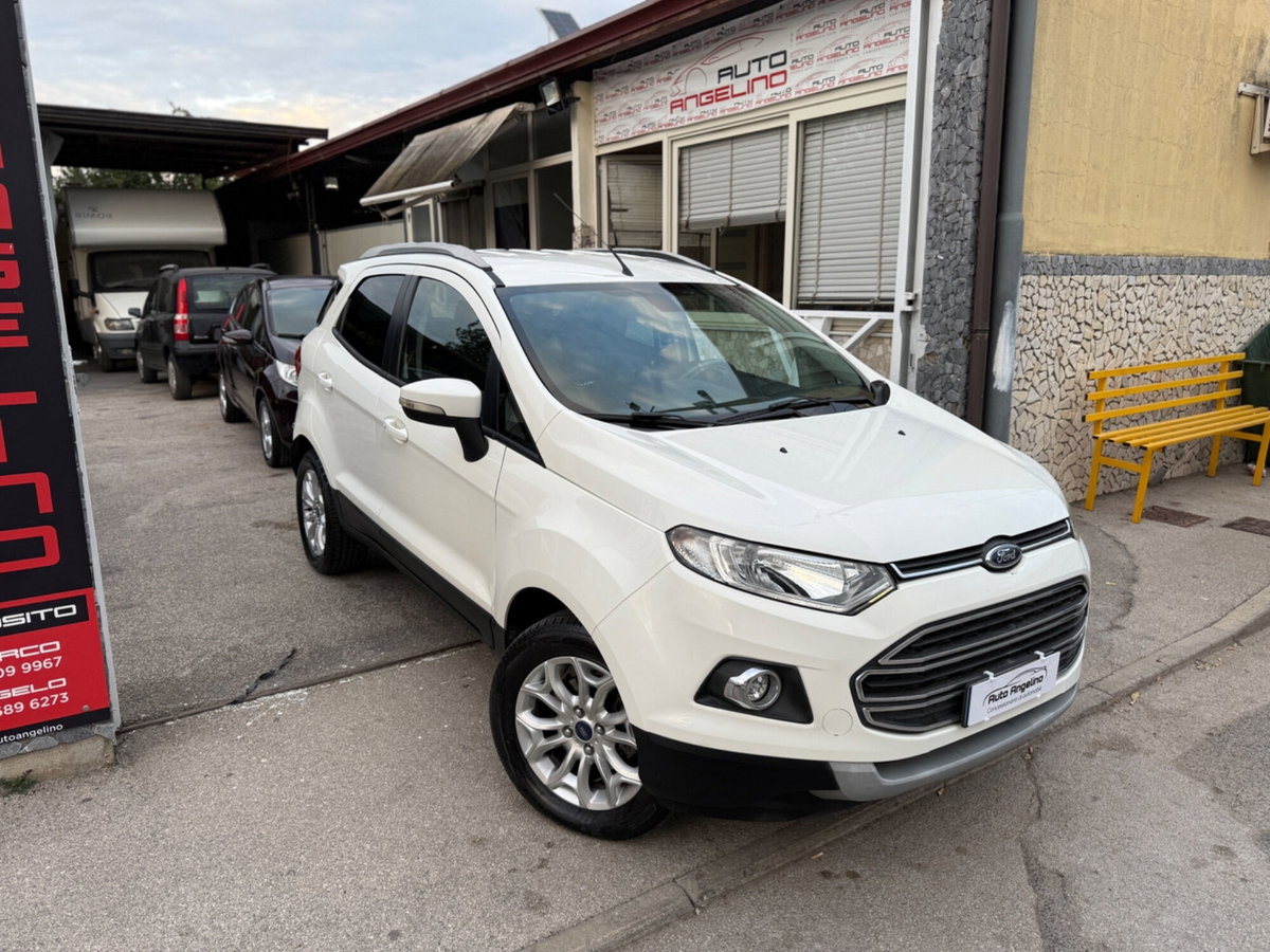Ford EcoSport 1.5 110 CV Titanium (2)