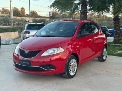 Lancia Ypsilon 1.2 69 CV 5 porte Silver (3)