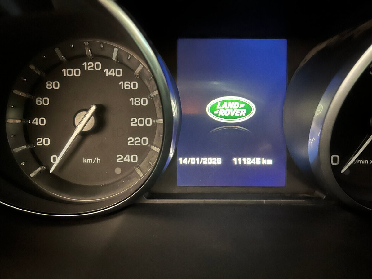 Land Rover Discovery Sport 2.0 TD4 150 CV HSE Luxury (4)