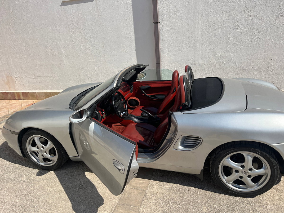 Porsche Boxster 2.5i 24V cat (4)