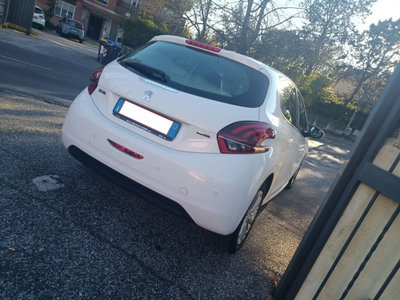 Peugeot 208 75 5 porte Active (10)