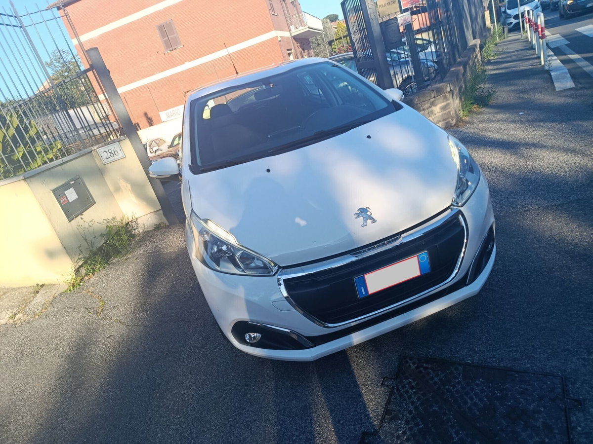 Peugeot 208 75 5 porte Active (2)