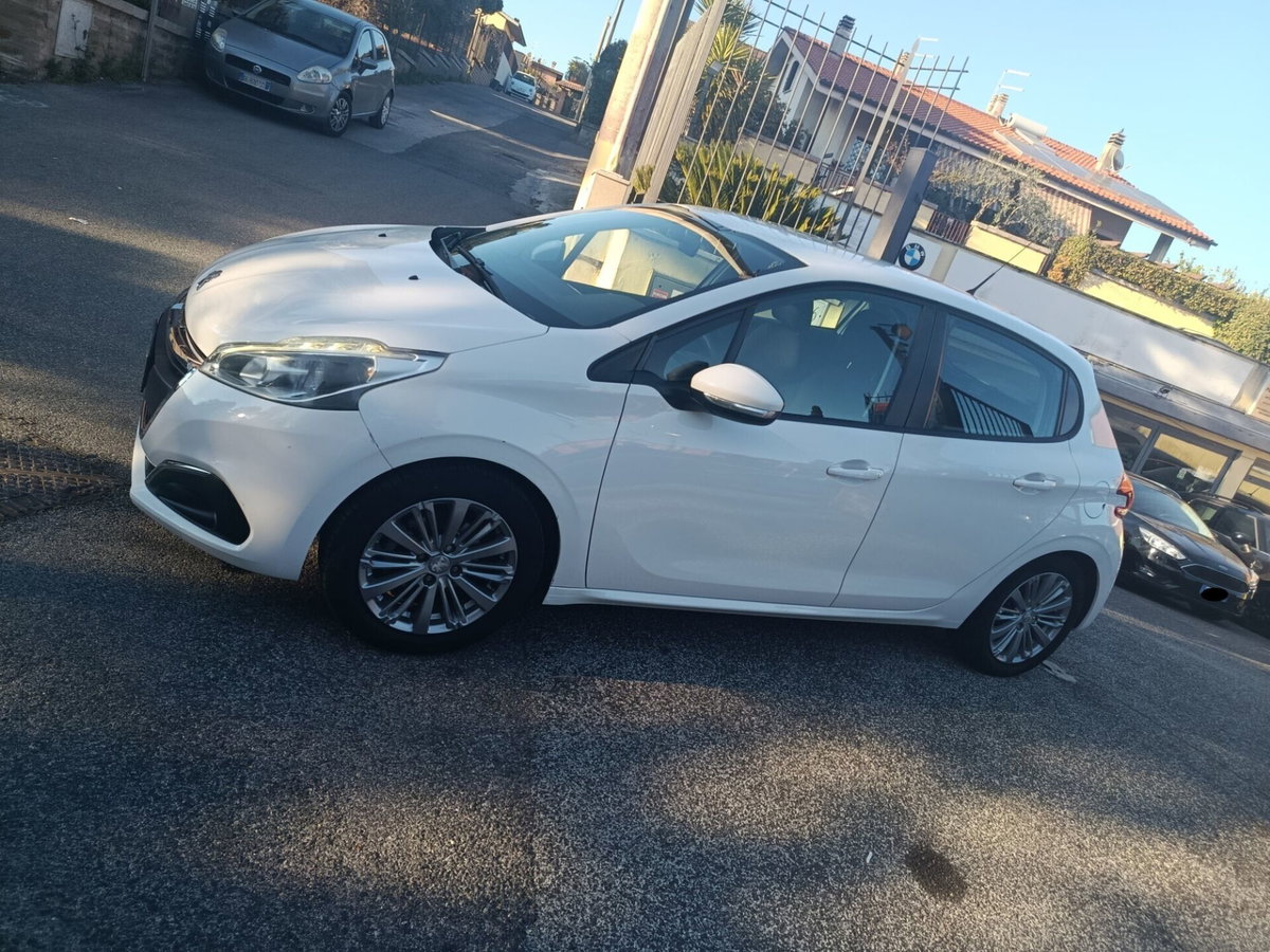 Peugeot 208 75 5 porte Active (5)