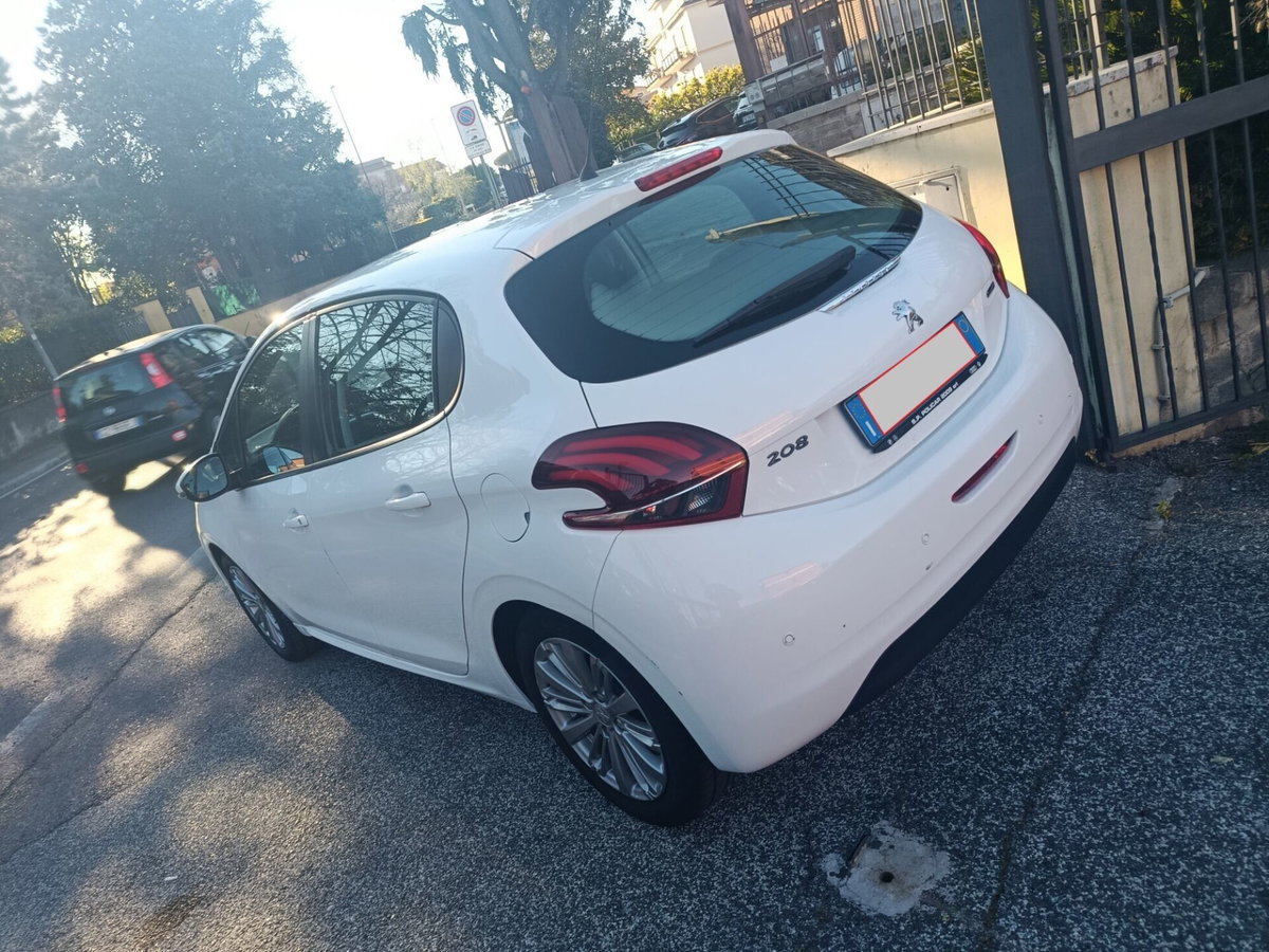 Peugeot 208 75 5 porte Active (7)