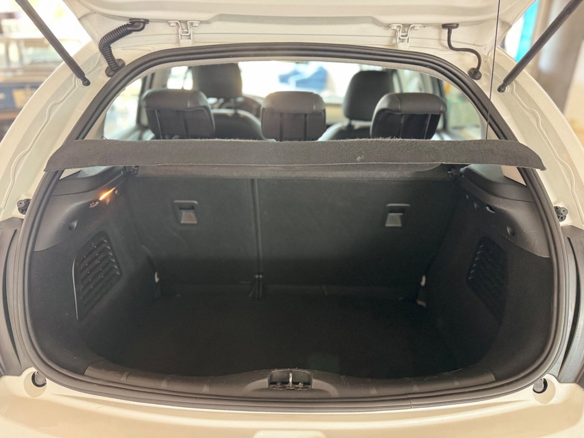 Citroen C3 1.1 Exclusive (7)
