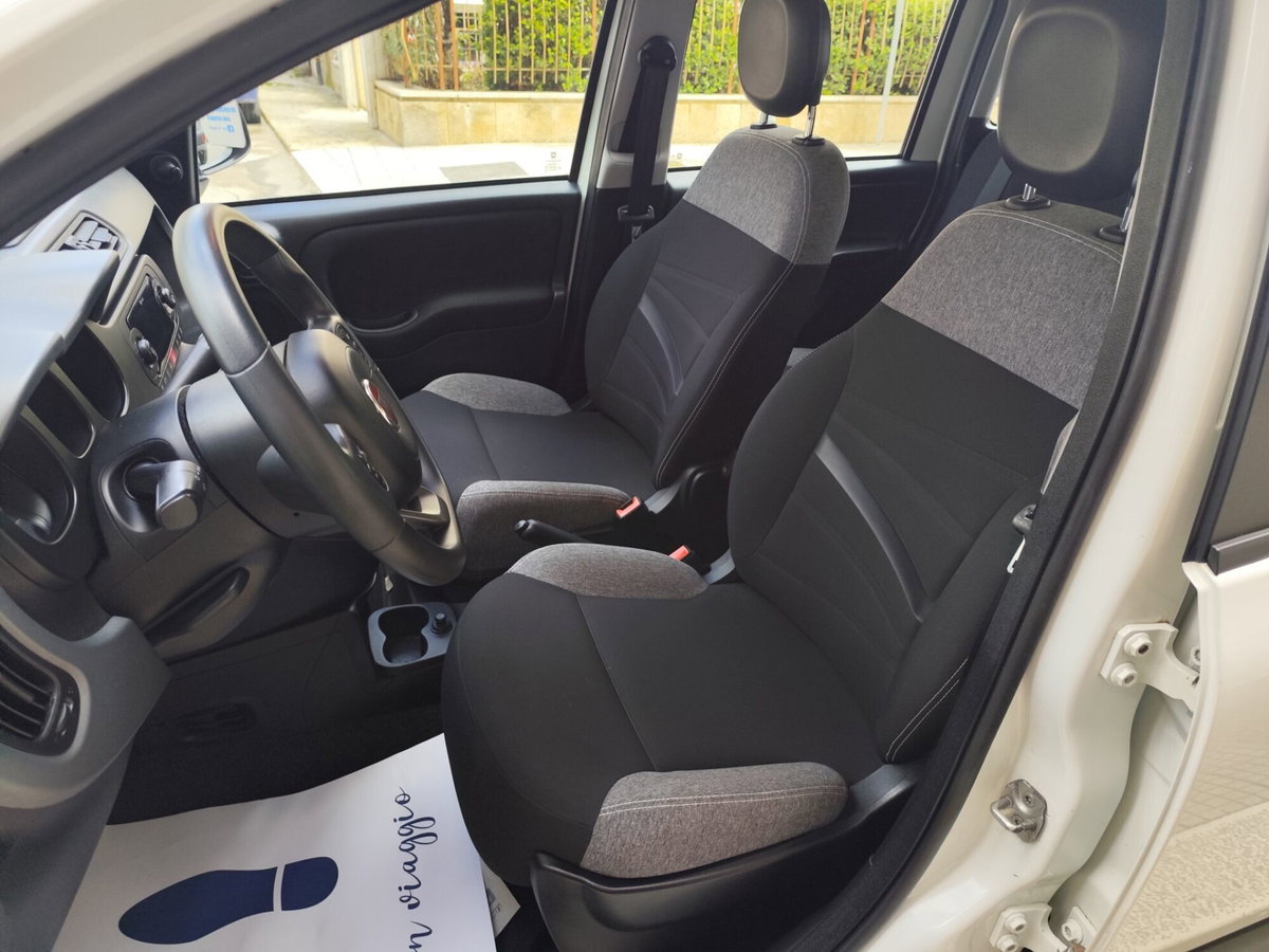 Fiat Panda 1.0 FireFly S&S Hybrid City Cross (11)