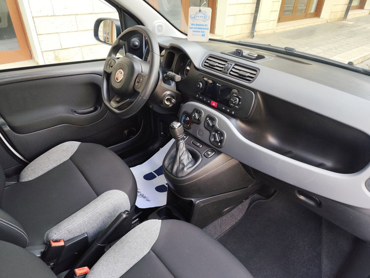 Fiat Panda 1.0 FireFly S&S Hybrid City Cross (17)