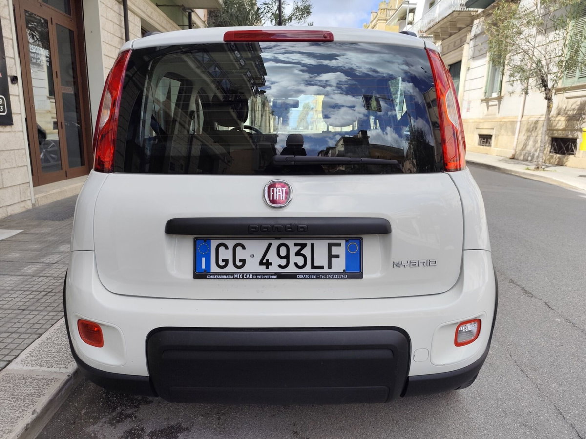 Fiat Panda 1.0 FireFly S&S Hybrid City Cross (5)