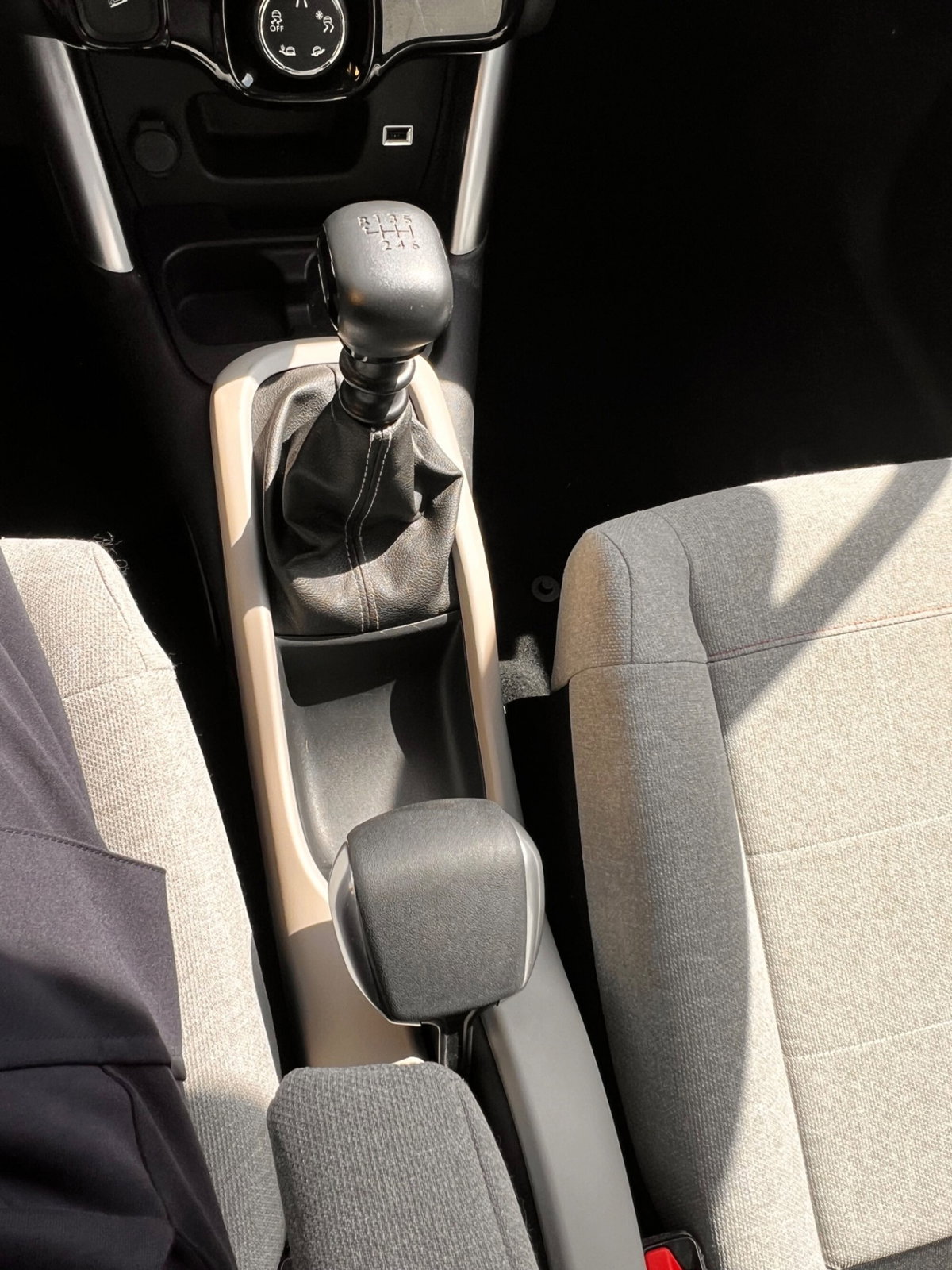 Citroen C3 Aircross BlueHDi 100 S&S Shine (19)