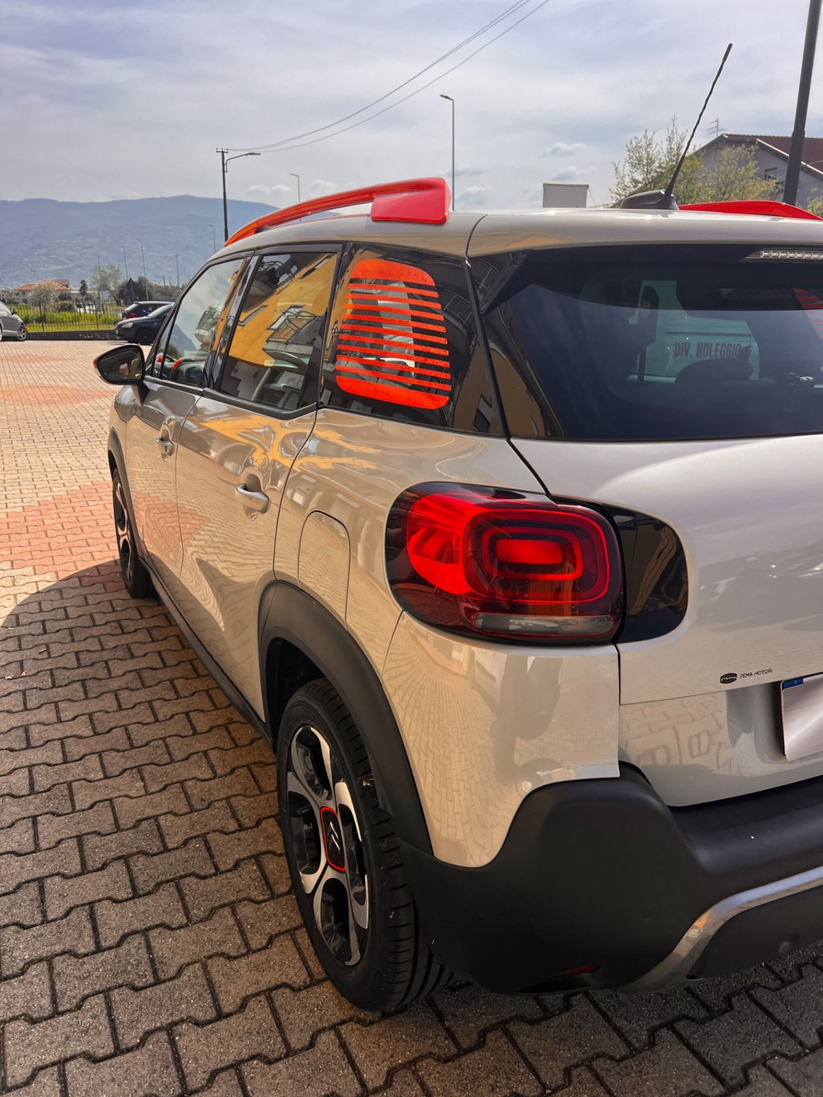 Citroen C3 Aircross BlueHDi 100 S&S Shine (6)