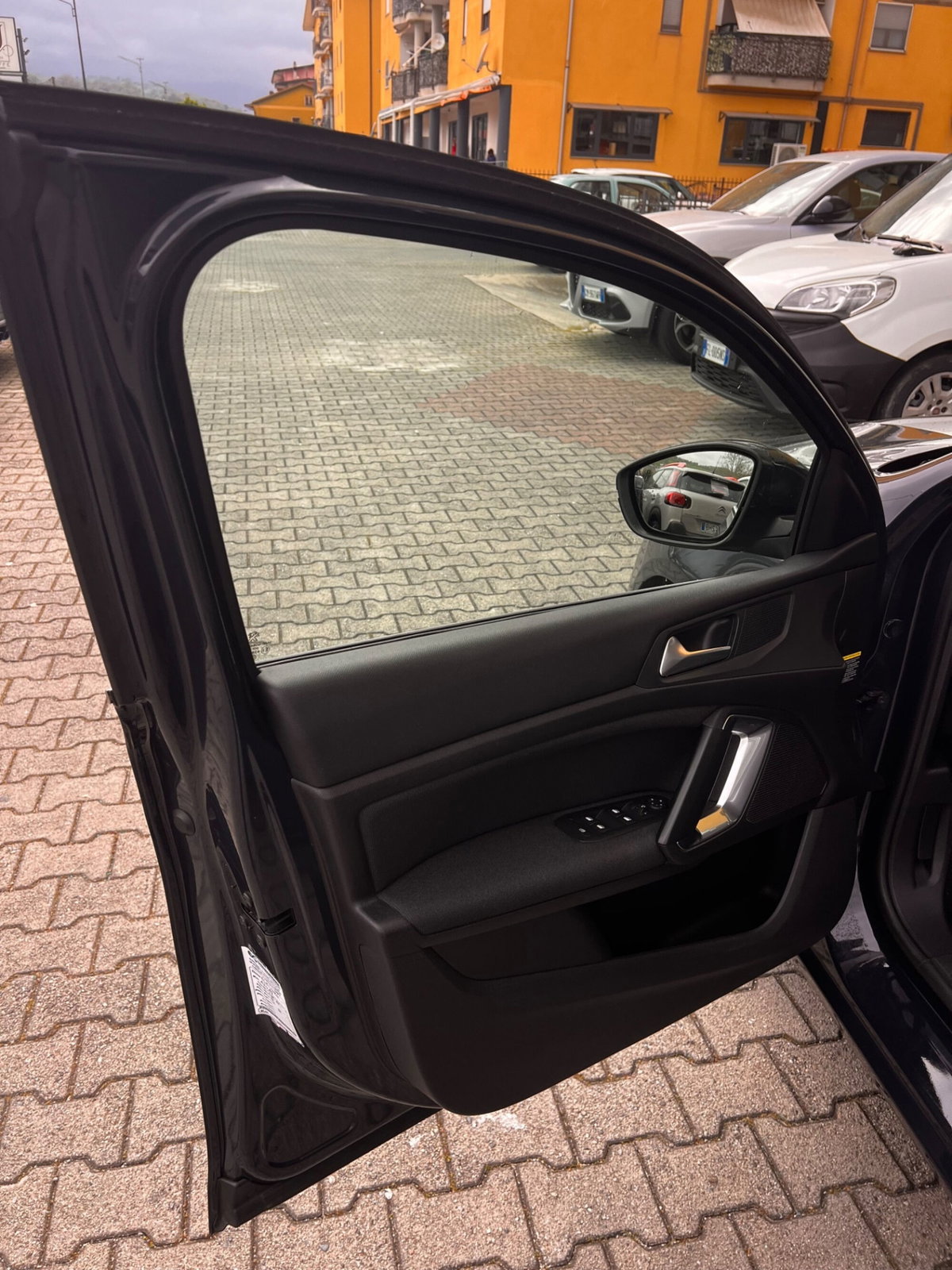 Peugeot 308 SW BlueHDi 130 S&S Active (14)