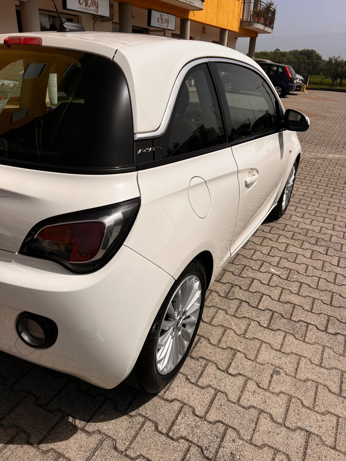 Opel Adam 1.2 70 CV Jam (6)