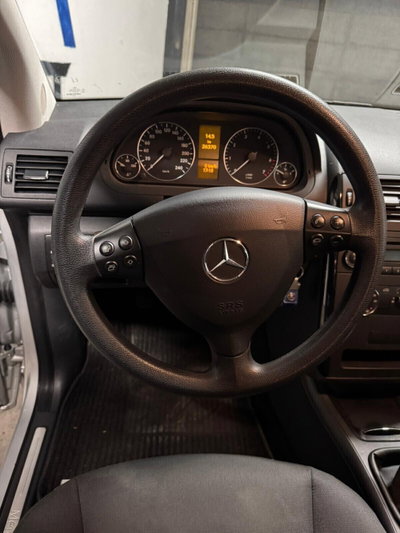 Mercedes-Benz Classe A 160 BlueEFFICIENCY (20)