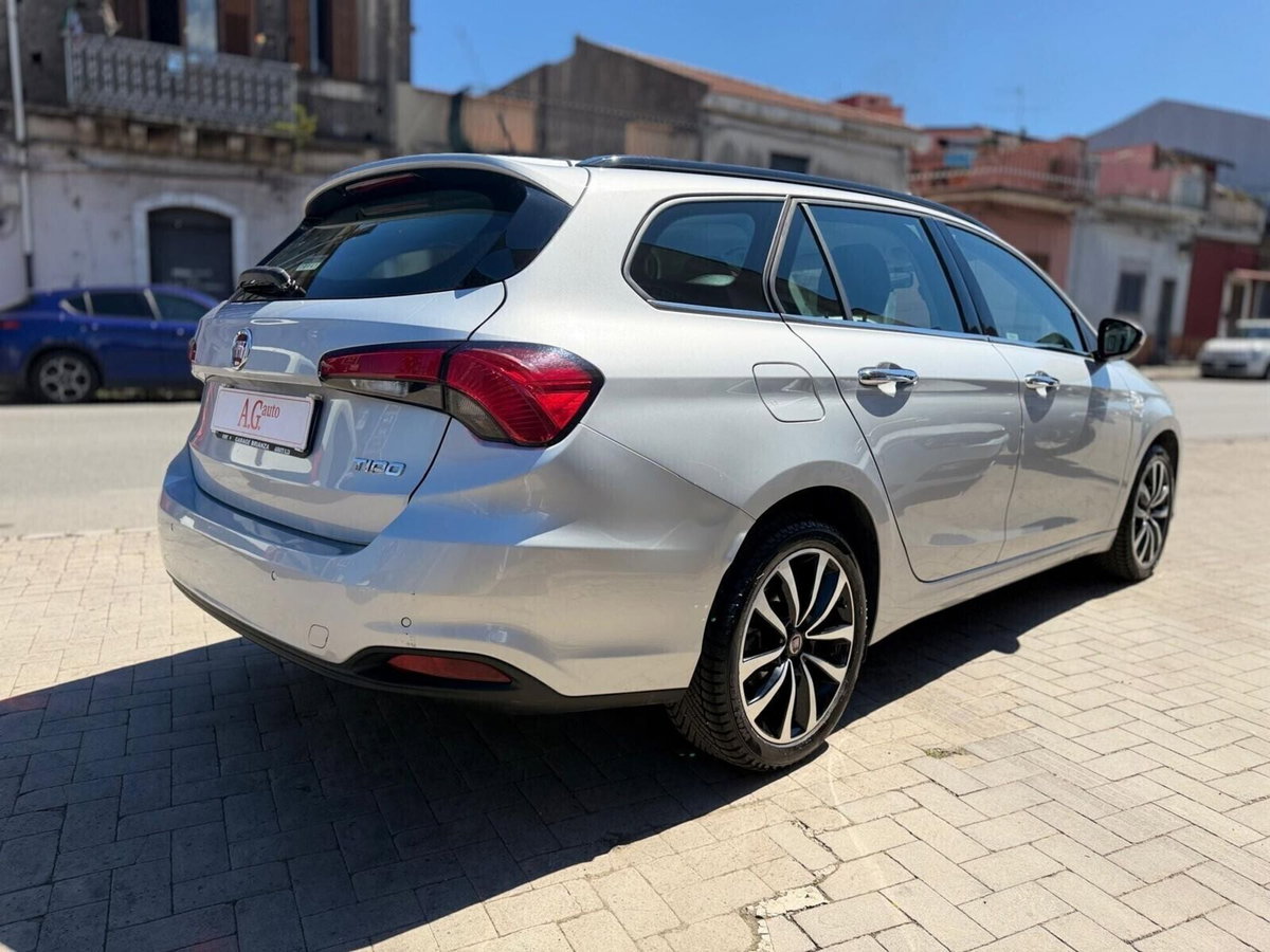 Fiat Tipo Station Wagon Tipo 1.6 Mjt S&S SW Lounge (5)