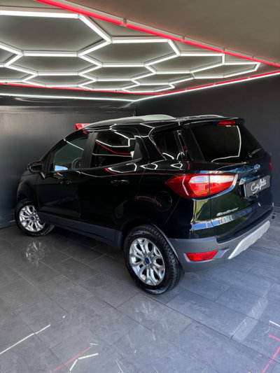 Ford EcoSport 1.5 TDCi 95 CV Titanium S (5)