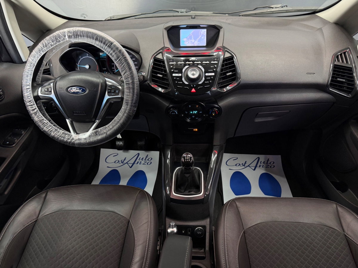 Ford EcoSport 1.5 TDCi 95 CV Titanium S (9)