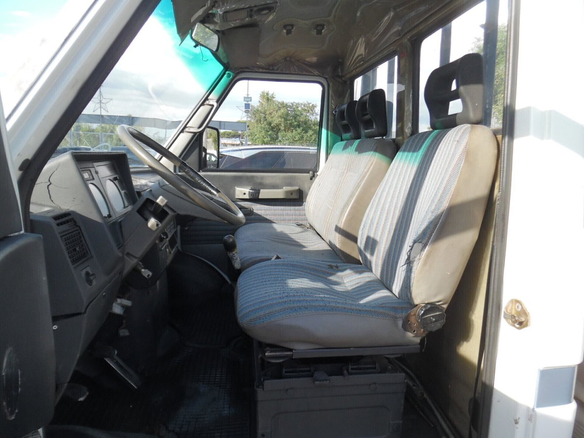 Iveco Daily Telaio 35.12 2.5 TDI PL Cabinato Classic (11)