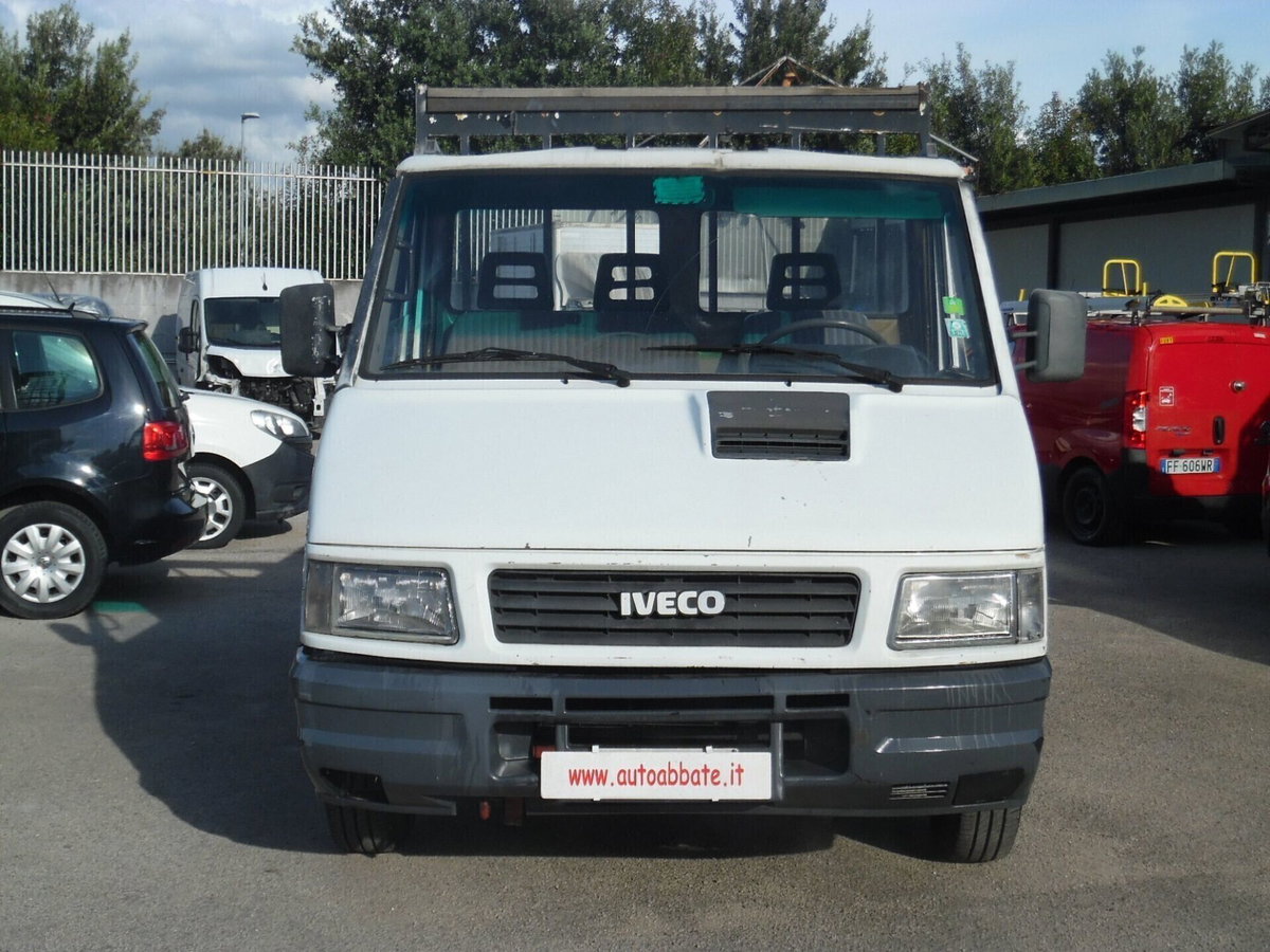 Iveco Daily Telaio 35.12 2.5 TDI PL Cabinato Classic (2)