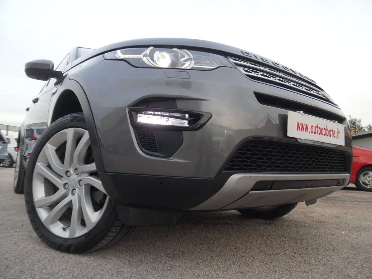 Land Rover Discovery Sport 2.0 TD4 150 CV HSE Luxury (9)