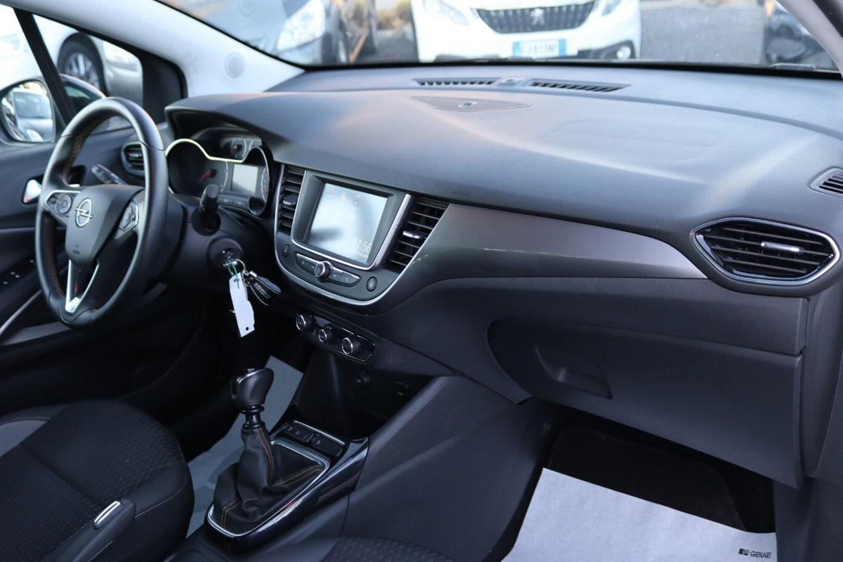 Opel Crossland X 1.6 ECOTEC D 120 CV Start&Stop Ultimate (19)