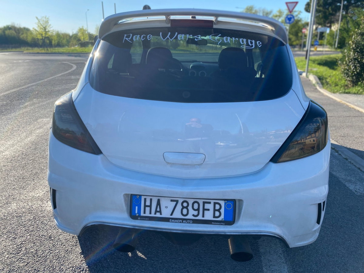Opel Corsa 1.3 CDTI 75CV F.AP. 3 porte b-color (2)