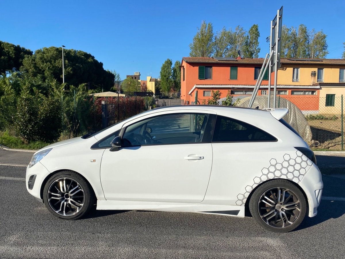 Opel Corsa 1.3 CDTI 75CV F.AP. 3 porte b-color (4)