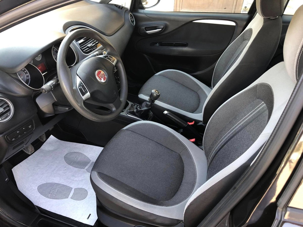Fiat Punto Evo 1.4 5 porte Active EasyPower (7)