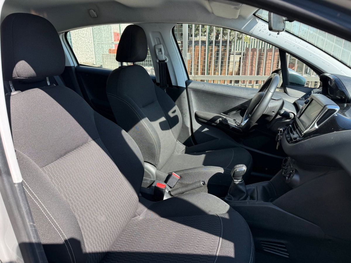 Peugeot 208 82 5p. GPL Allure (13)
