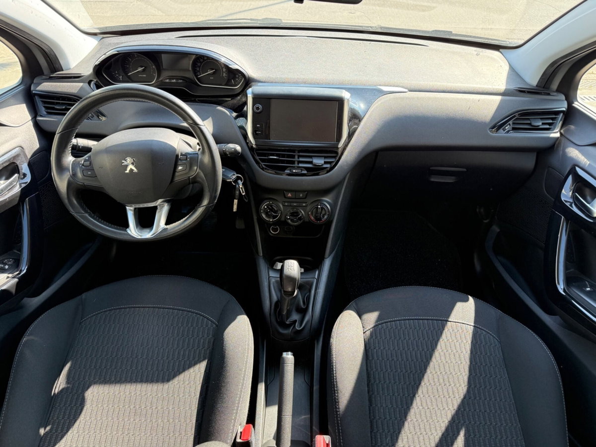 Peugeot 208 82 5p. GPL Allure (14)